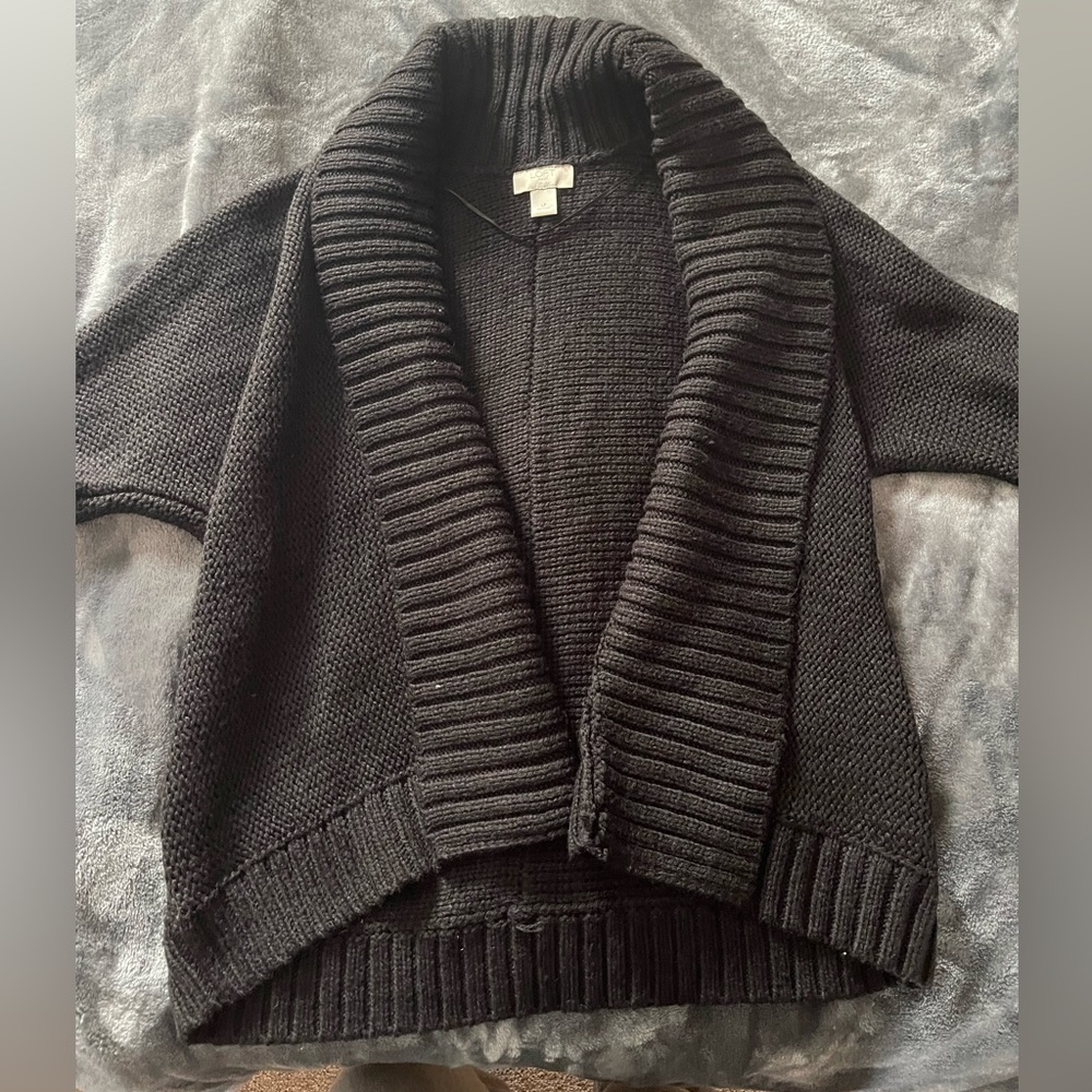Black 3/4 Sleeve Cardigan